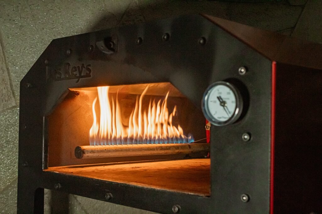Chama do forno de pizza a gás Los Rey's com termômetro